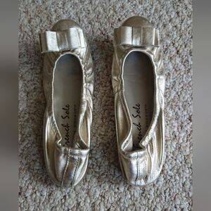 French Sole Gold ballet flats by Jane Winkworth size 7.5